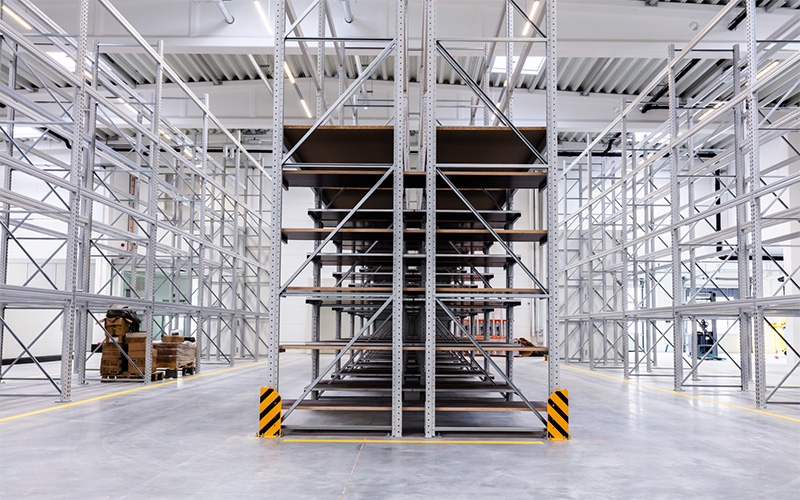  An expansive warehouse with mezzanine floor installed.